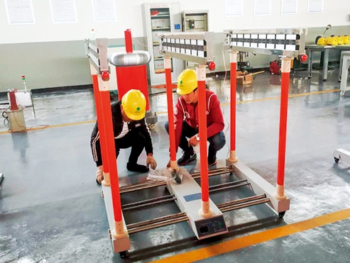 国网忻州供电公司安全工用具尝试室测试设备验收